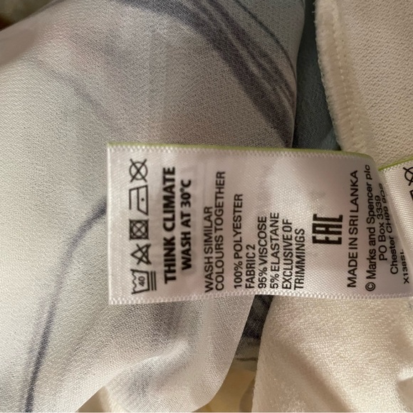 Long top M&S, painted silk, US size 10 - Picture 7 of 7